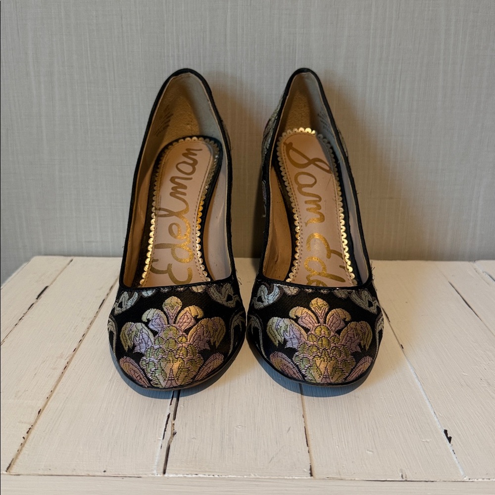 Same Edelman Stillson Block Pumps - image 2